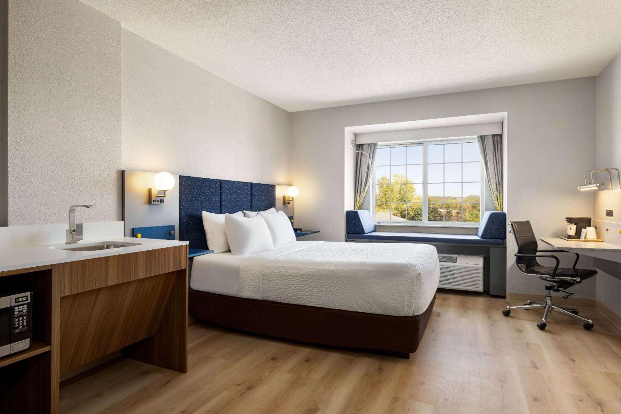 Microtel Inn & Suites By Wyndham New Ulm Exteriör bild