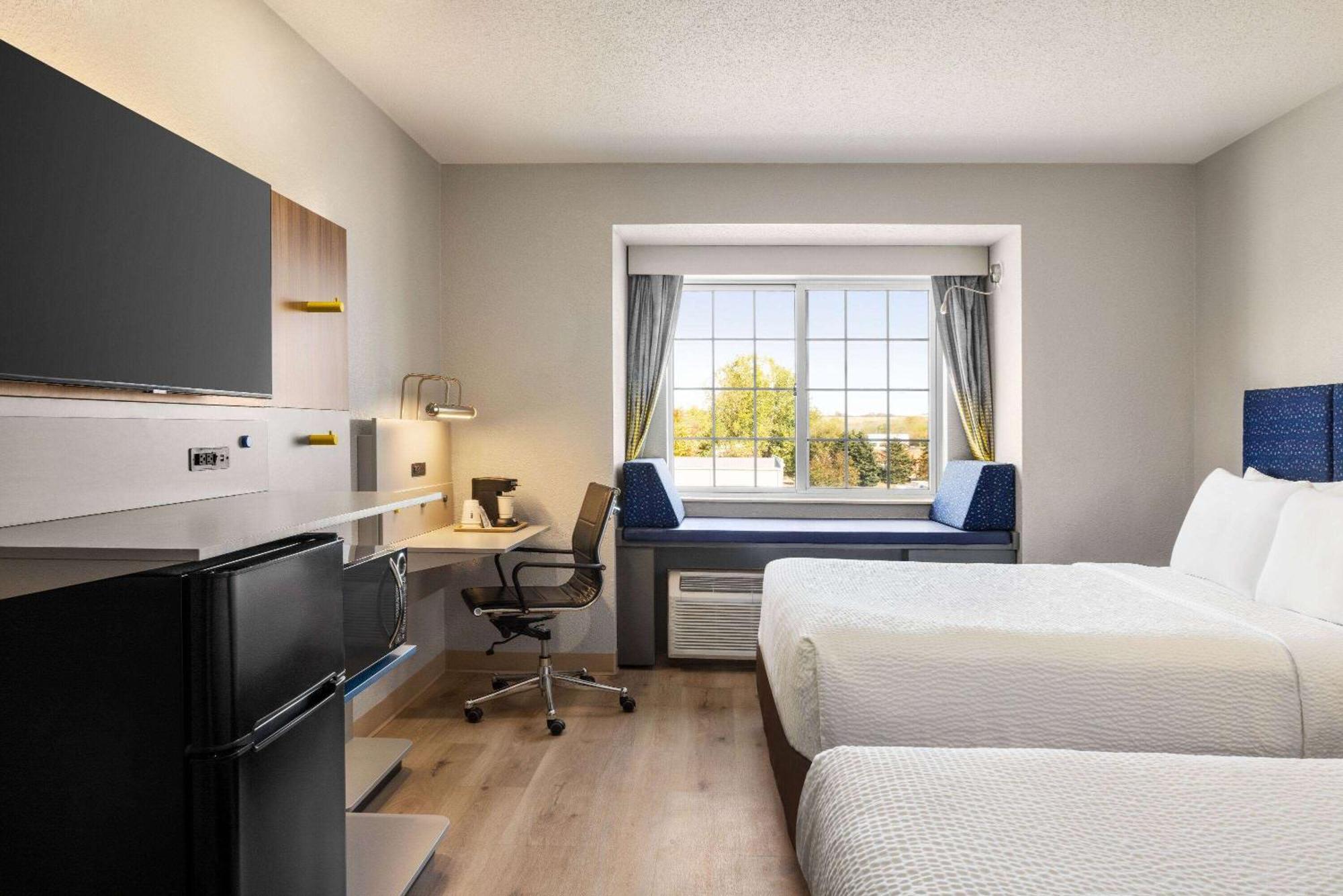 Microtel Inn & Suites By Wyndham New Ulm Exteriör bild