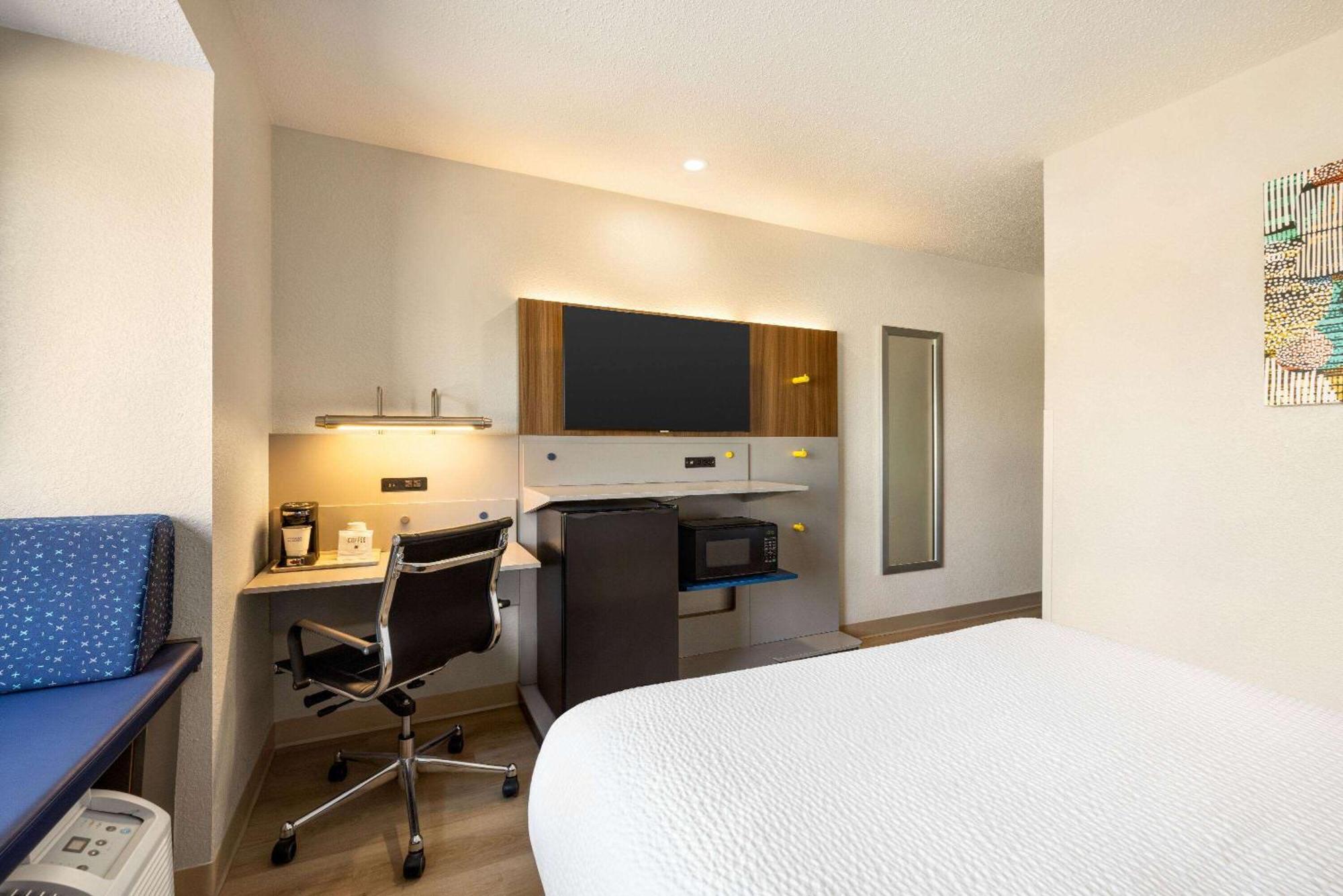 Microtel Inn & Suites By Wyndham New Ulm Exteriör bild
